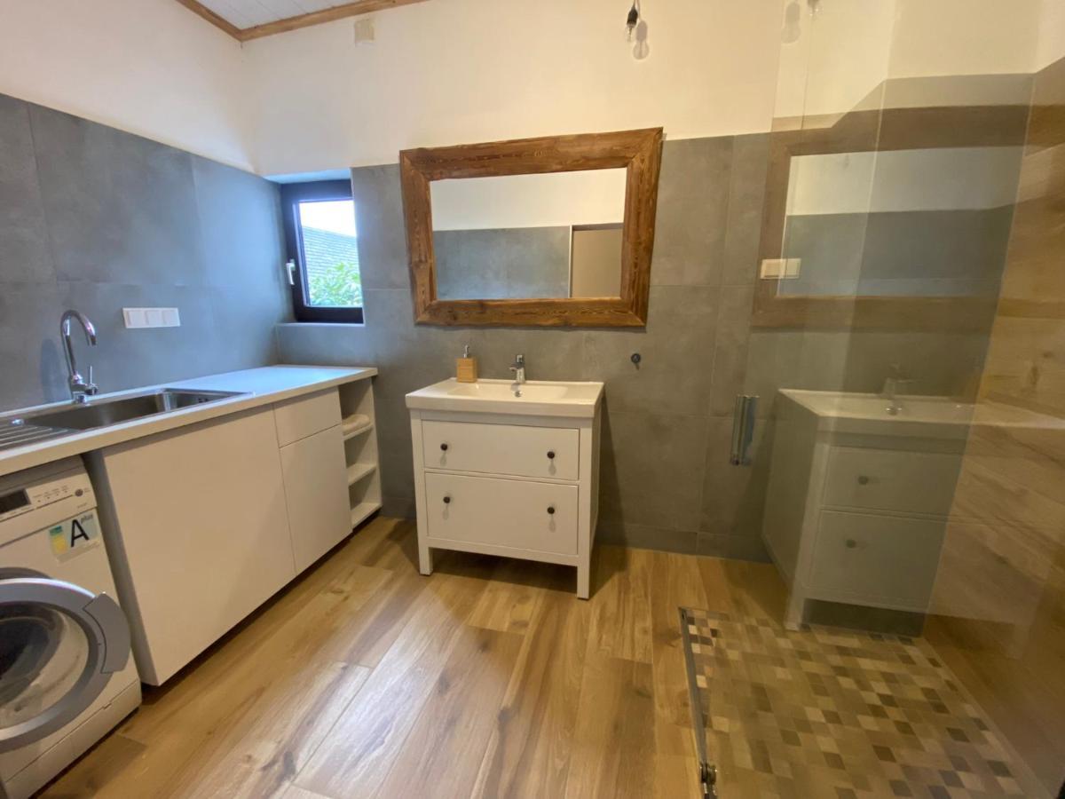 Andrella Auszeithof - Schlaferlebnis Im Holzfass Hotel Friedersbach Buitenkant foto